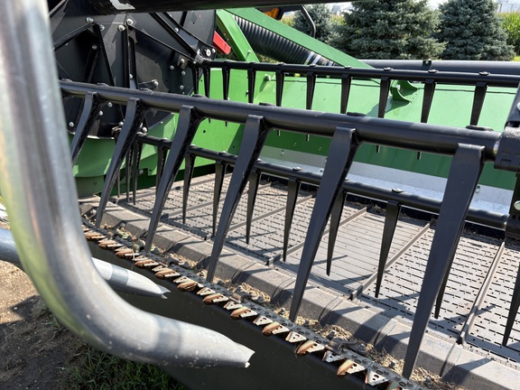2023 John Deere RD40F Header Combine