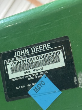 2013 John Deere 6125R Tractor
