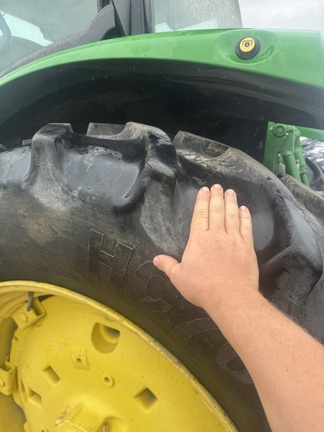 2013 John Deere 6125R Tractor