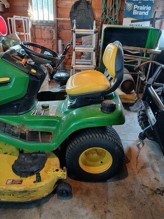 2017 John Deere X390 Garden Tractor