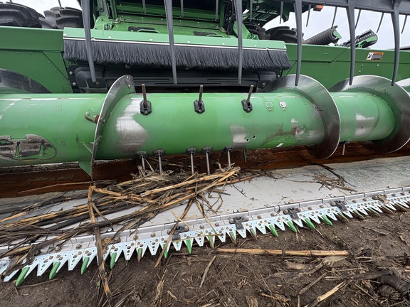 2018 John Deere 635F Header Combine