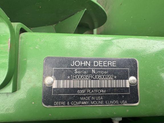 2018 John Deere 635F Header Combine