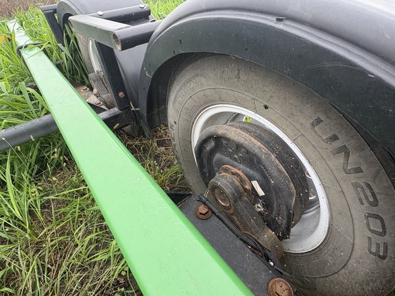 Misc 37 F Header Transport