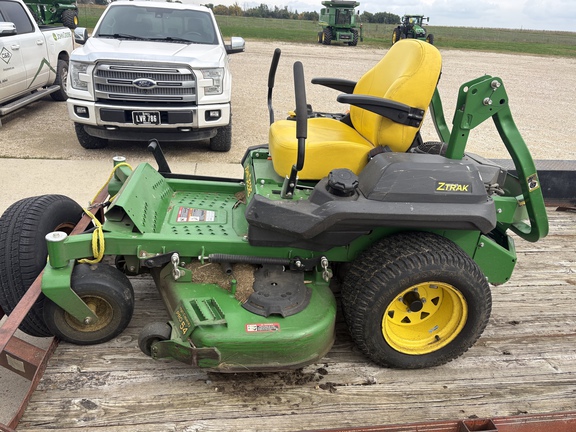 2019 John Deere Z720E Mower/Zero Turn