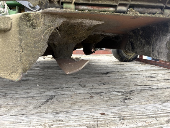 2019 John Deere Z720E Mower/Zero Turn
