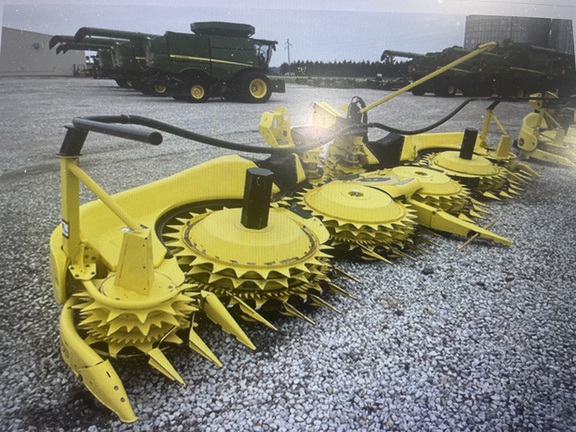 2024 John Deere 770 Header Forage
