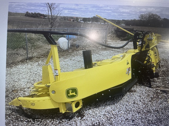 2024 John Deere 770 Header Forage
