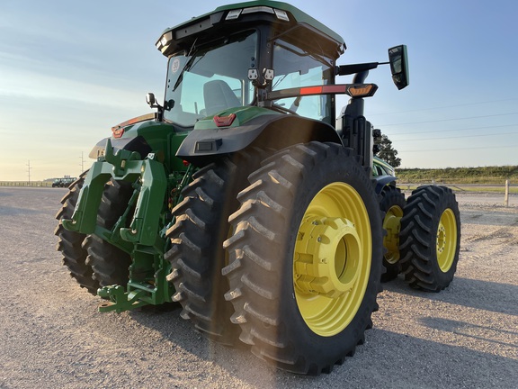 2023 John Deere 8R 370 Tractor