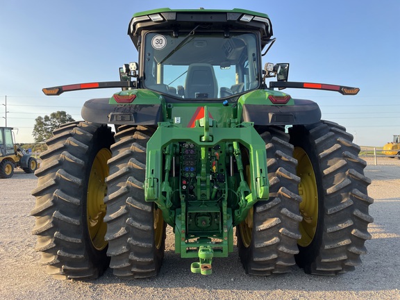 2023 John Deere 8R 370 Tractor