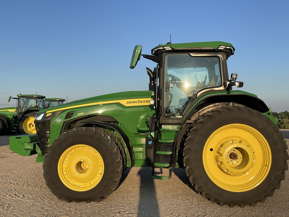 2023 John Deere 8R 370 Tractor