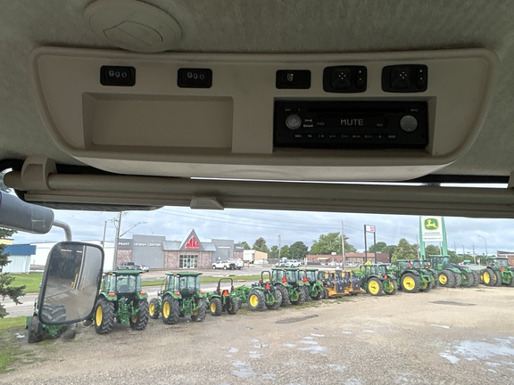 2016 John Deere 9570R Tractor 4WD