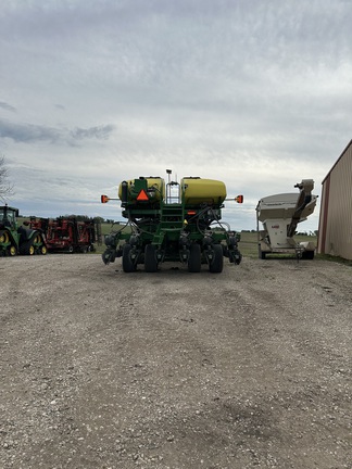 2018 John Deere DB60 Planter