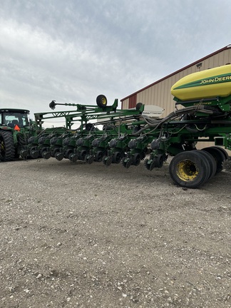 2018 John Deere DB60 Planter