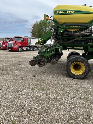 2018 John Deere DB60 Planter