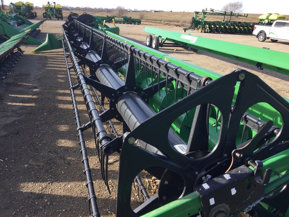 2012 John Deere 635F Header Combine