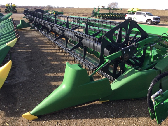 2012 John Deere 635F Header Combine