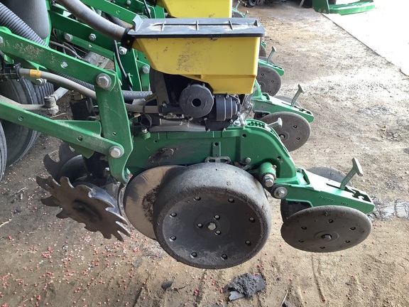 2015 John Deere DB90 Planter