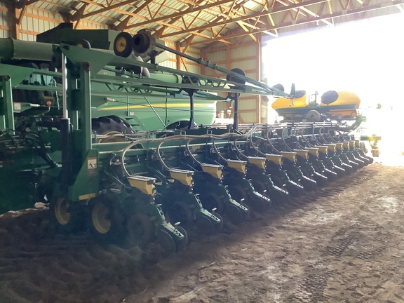 2015 John Deere DB90 Planter