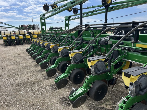 2015 John Deere DB90 Planter