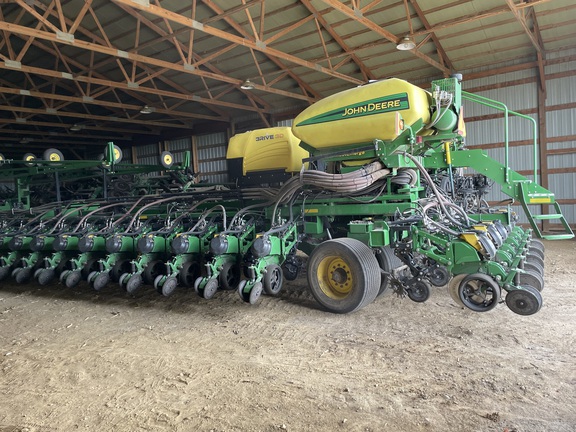 2014 John Deere DB90 Planter