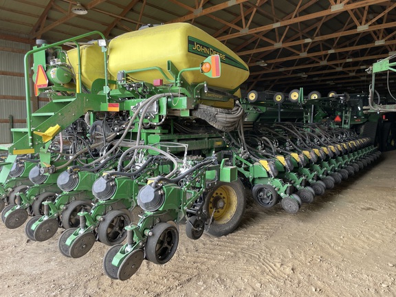 2014 John Deere DB90 Planter