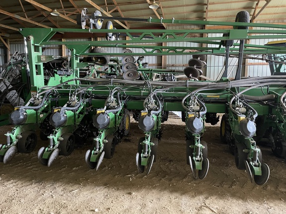 2014 John Deere DB90 Planter