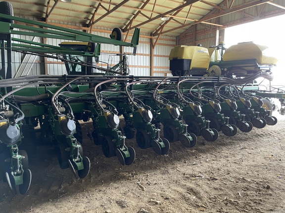 2014 John Deere DB90 Planter