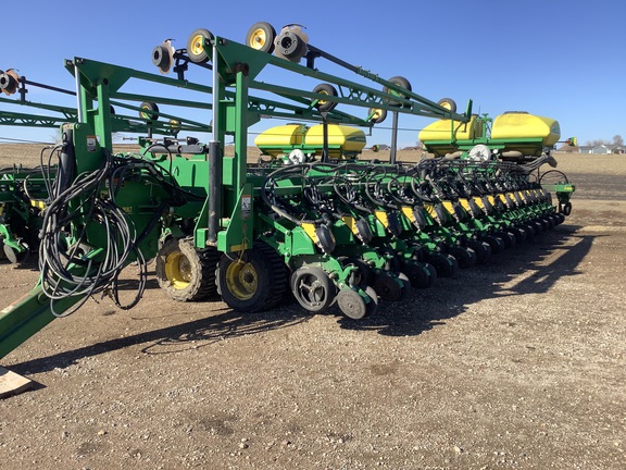 2014 John Deere DB90 Planter
