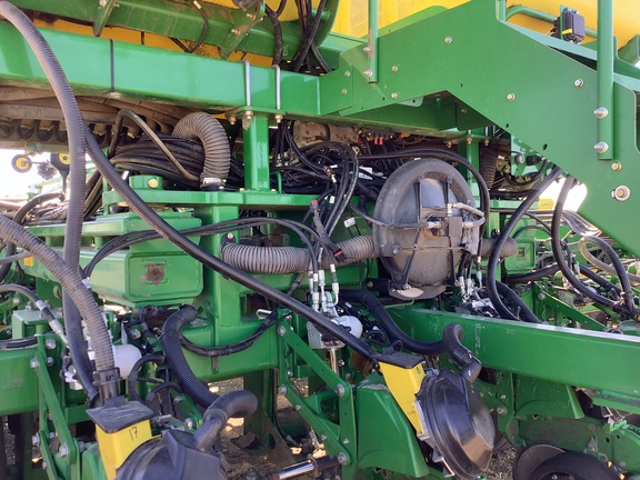 2014 John Deere DB90 Planter