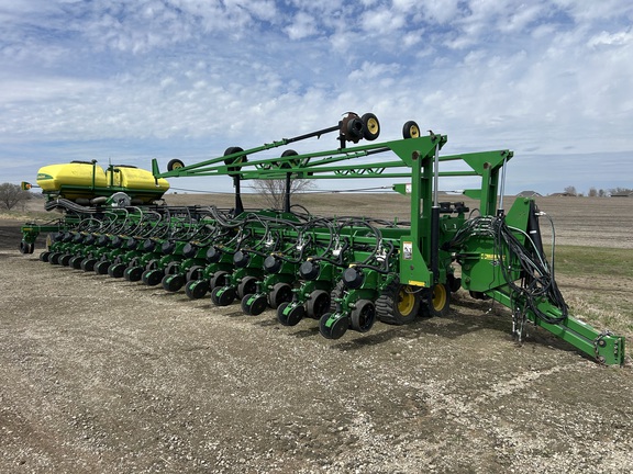 2014 John Deere DB90 Planter