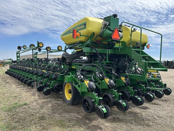 2014 John Deere DB90 Planter