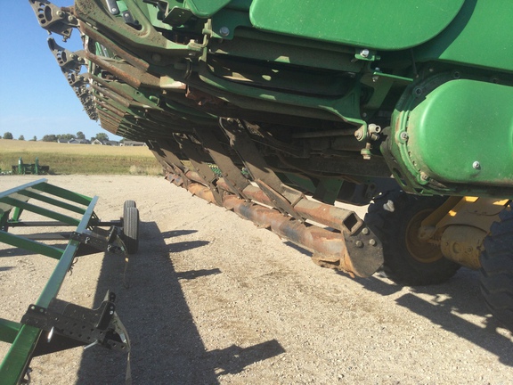 2020 John Deere 708C Header Corn Head