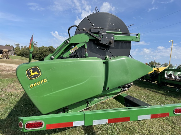 2013 John Deere 640FD Header Combine