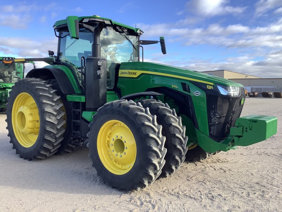 2024 John Deere 8R 370 Tractor