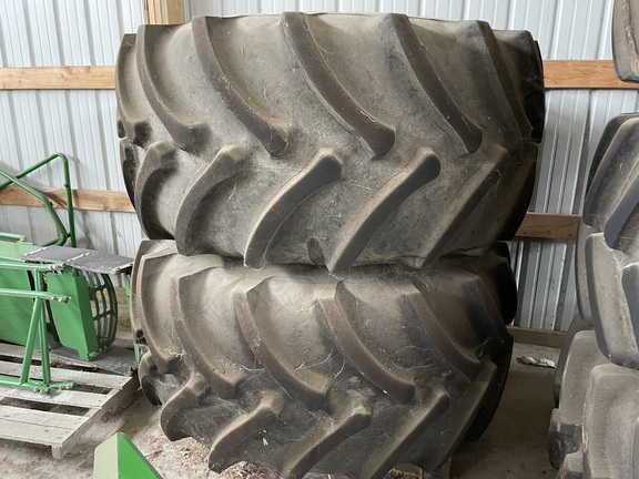 John Deere 650/85R38 10 BOLT DUALS Tires