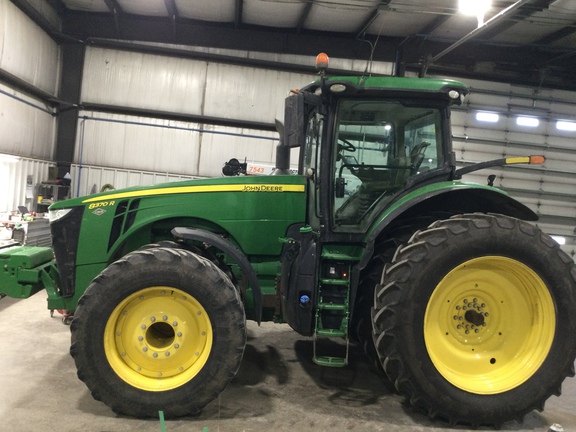 2019 John Deere 8370R Tractor