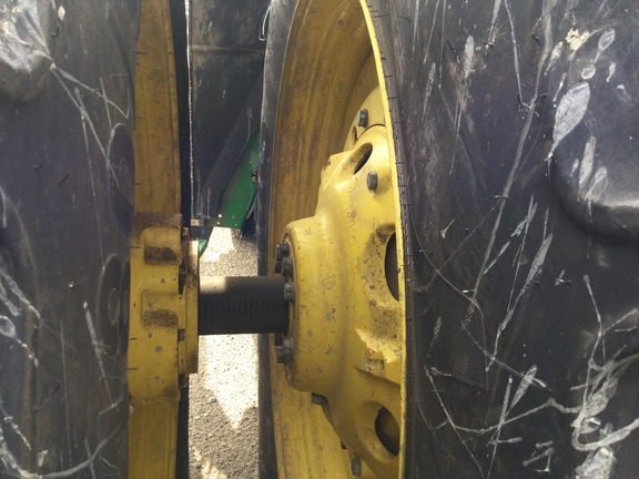 2019 John Deere 8370R Tractor