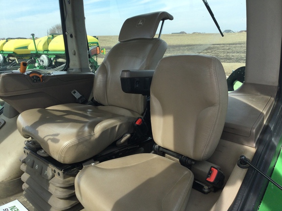 2019 John Deere 8370R Tractor