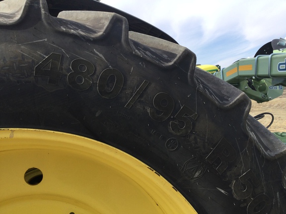 2019 John Deere 8370R Tractor