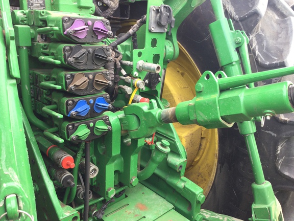 2019 John Deere 8370R Tractor