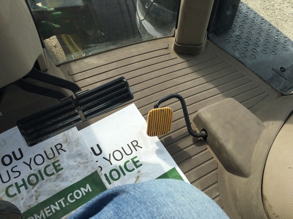 2019 John Deere 8370R Tractor