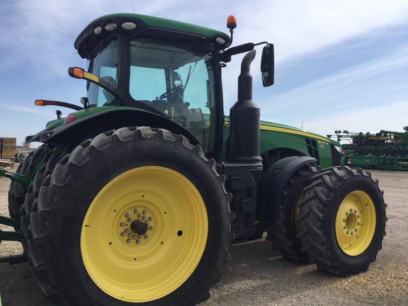 2019 John Deere 8370R Tractor