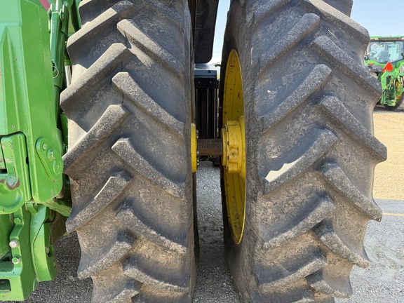 2019 John Deere 8370R Tractor