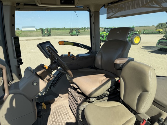 2019 John Deere 8370R Tractor