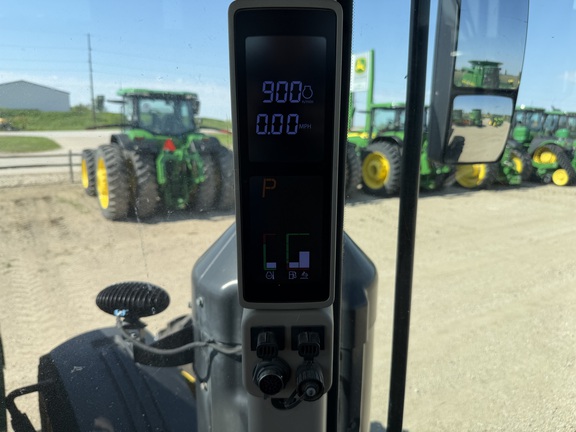 2019 John Deere 8370R Tractor