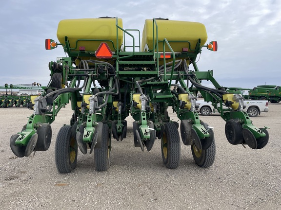 2010 John Deere 1790 Planter