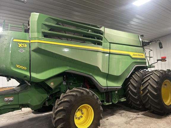 2024 John Deere X9 1000 Combine