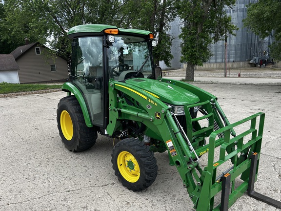 2024 John Deere 3046R Tractor Compact