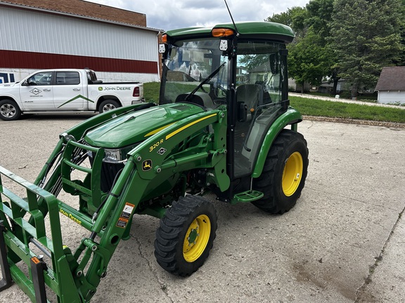 2024 John Deere 3046R Tractor Compact