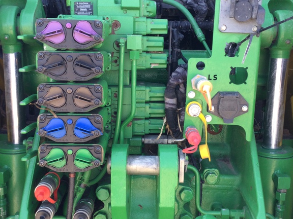 2019 John Deere 8370R Tractor